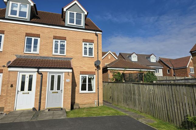 Thumbnail Town house to rent in Shapwick Place, Ingleby Barwick, Stockton-On-Tees