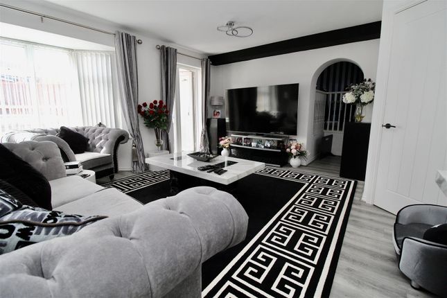 2, Wavers Marston, Birmingham photo 3
