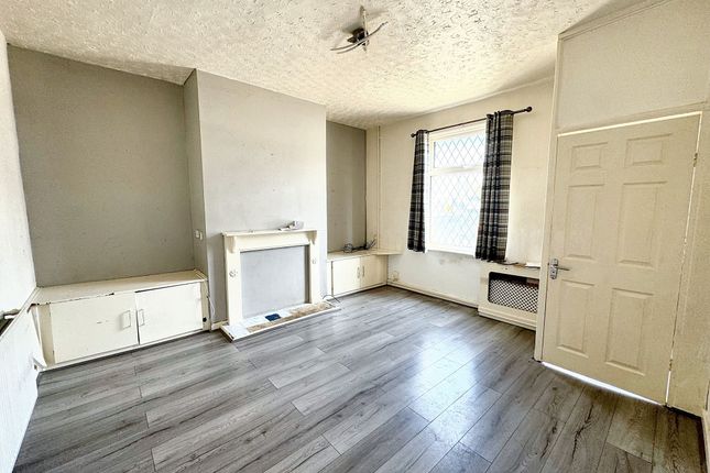 309 Bury New Road, Manchester photo 2