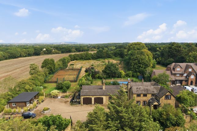 Rectory Cottage,, The Chase, Upminster photo 2