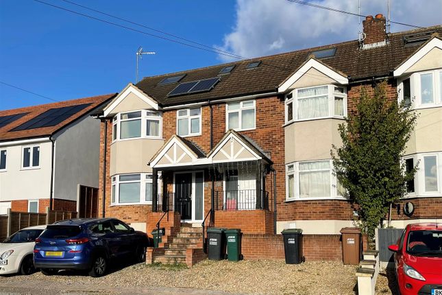 Terraced house for sale in Primrose Hill, Kings Langley WD4