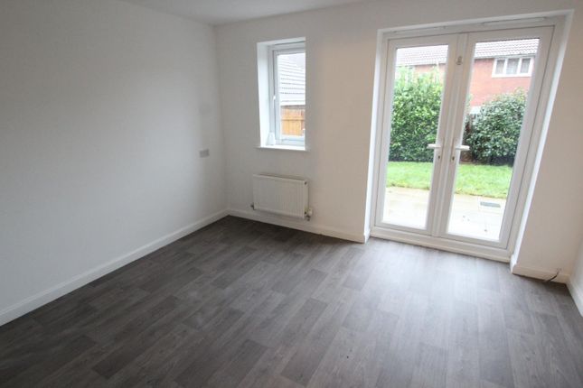 31, Kielder Way, Hull photo 5
