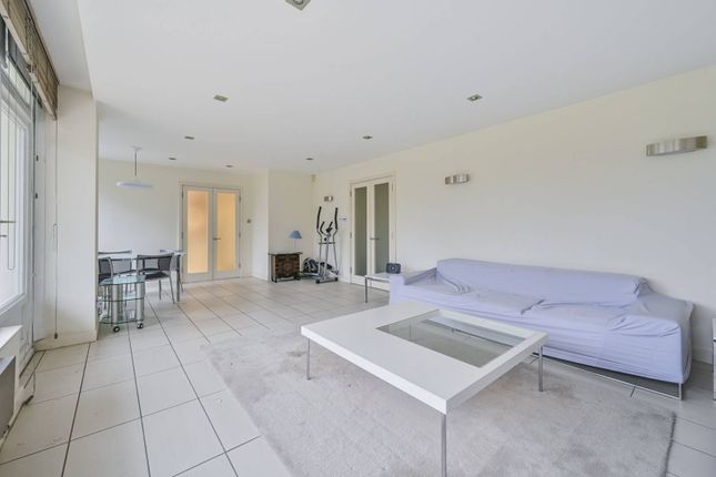 Flat for sale in Falmouth House, Hyde Park Square, London