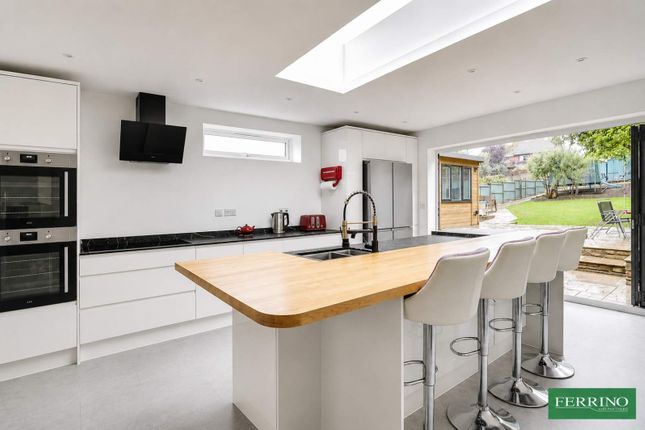 37, Templeway, Lydney photo 2