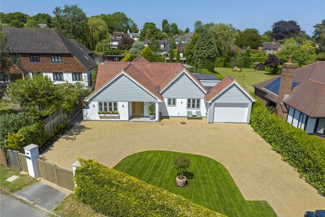 Thumbnail Bungalow for sale in Lower Road, Fetcham, Fetcham