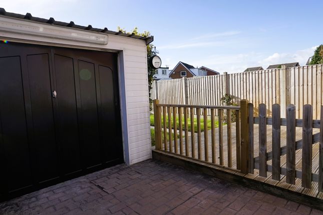 25, Dunster Close, Platt Bridge photo 2