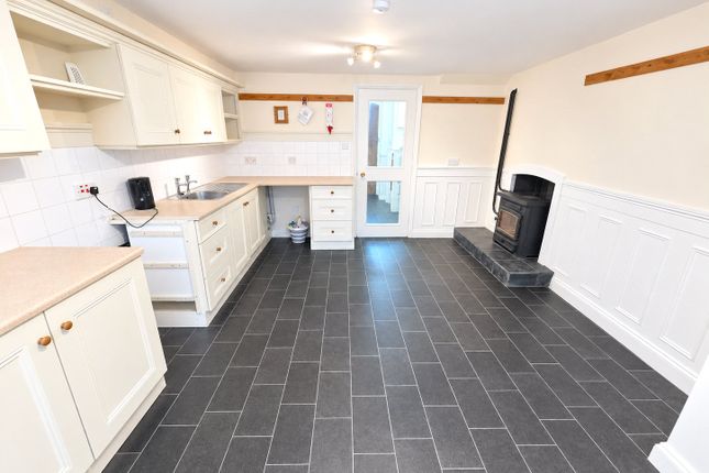 Chapel Cottage, Holsworthy photo 3