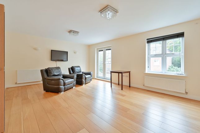 Woolman Road, Watford photo 4