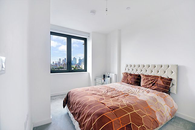Master Bedroom_Pic_ (1).Jpg