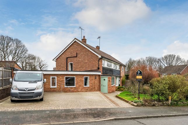 13 Swan Ridge, Edenbridge photo 2