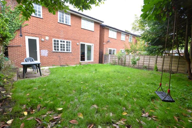 50 Boddens Hill Road, Stockport photo 4