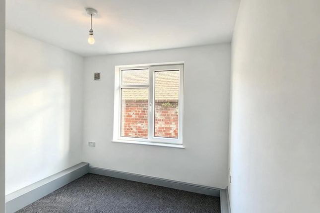 Flat 1, 2A Barnsley Road, Pontefract photo 5