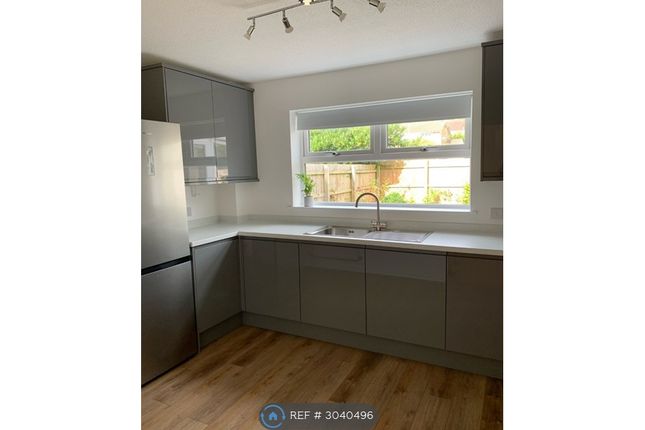 Grenadier Drive, Langstone, Newport photo 3