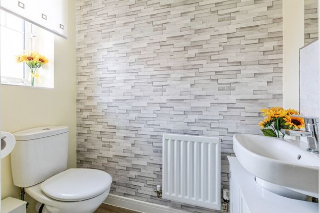10, Cottesbrooke Way, Raunds photo 3