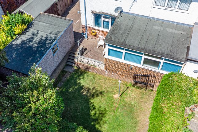 3, Winnipeg Place, Leeds photo 2