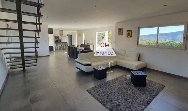 Detached house for sale in Le Bosc, Languedoc-Roussillon, 34700, France