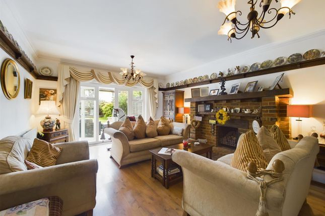 55, Sharps Lane, Ruislip photo 2