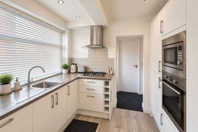 2 Sidney Road, Leicester photo 3