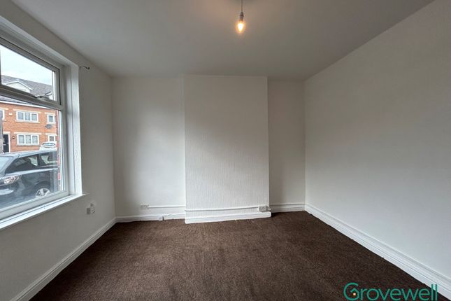 4 Eldon Street, Bolton photo 2