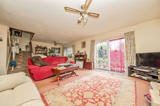 26, Suffolk Drive, Woodbridge photo 3
