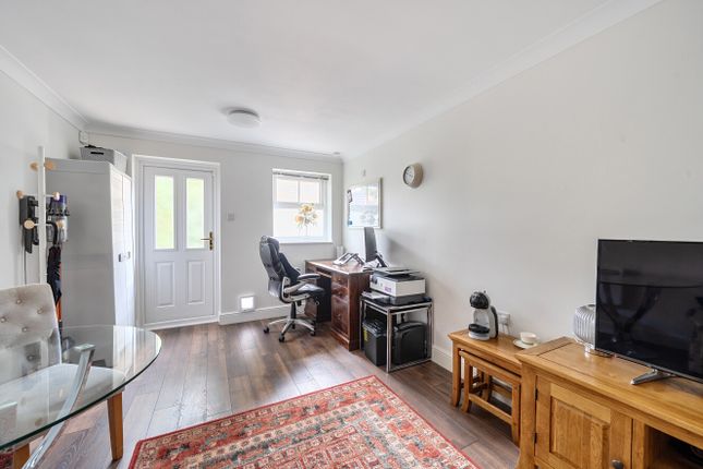 10, York Close, Eastleigh photo 2