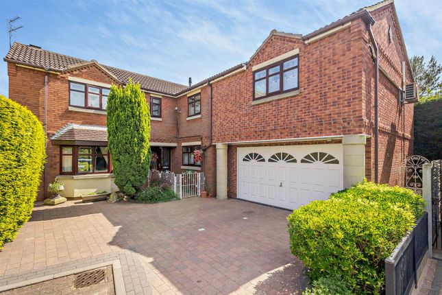 Detached house for sale in Eleanor Court, Edenthorpe, Doncaster