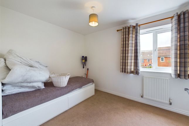 End terrace house for sale in Fauld Drive Kingsway, Quedgeley, Gloucester, Gloucestershire