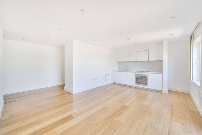 Apartment 17, 5, Tiltman Place N7, London photo 2