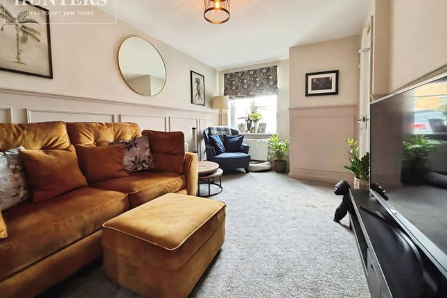 70, Kestrel Avenue, Barnsley photo 3