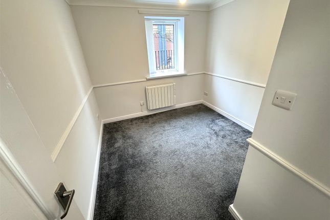 Flat to rent in Bowline House, Harbour Walk, Hartlepool