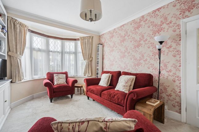 13, Lincoln Road, North Harrow photo 4