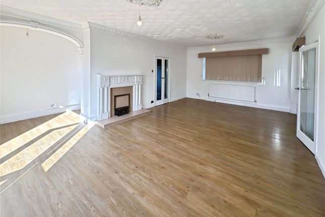 18, Hall Villa Lane, Doncaster photo 4