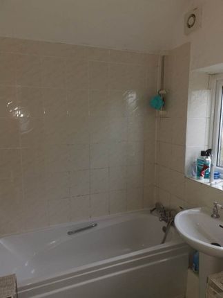 Marlborough Avenue, Kidlington photo 5
