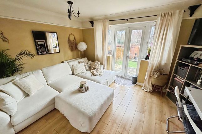 8 Brandon Avenue, Telford photo 2