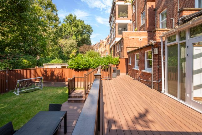 Flat to rent in Langland Gardens, Hampstead