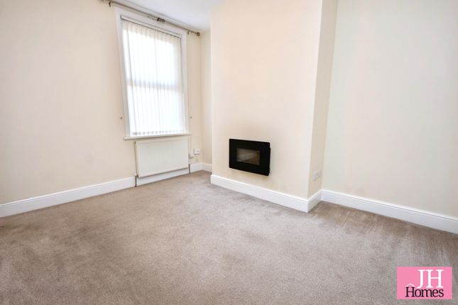 74, Queen Street, Barrow-in-Furness photo 3