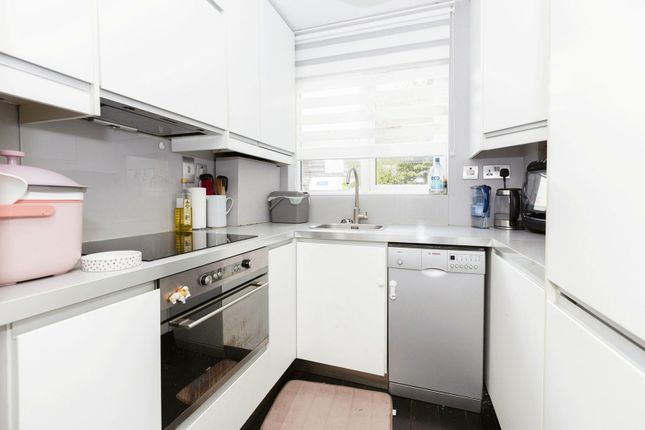 End terrace house for sale in Chardwell Close, London