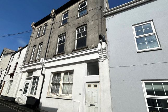 Flat 3 Market House,, Market Street, Bude photo 4