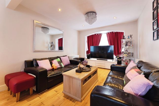 317, Ripple Road, Essex photo 2