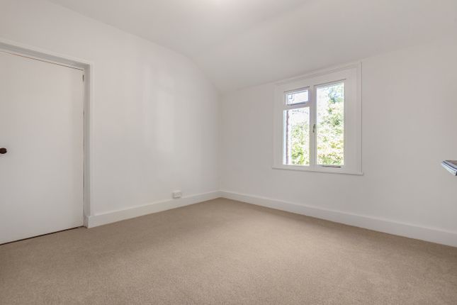 End terrace house to rent in Beech Hill Road, Ascot, Berkshire