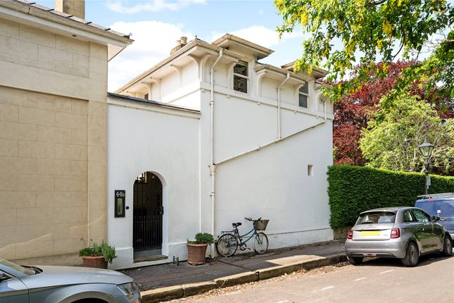 Flat for sale in Park Town, Oxford