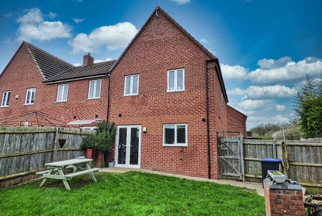 Semi-detached house for sale in Chapple Hyam Avenue, Bishops Itchington, Southam, Warwickshire