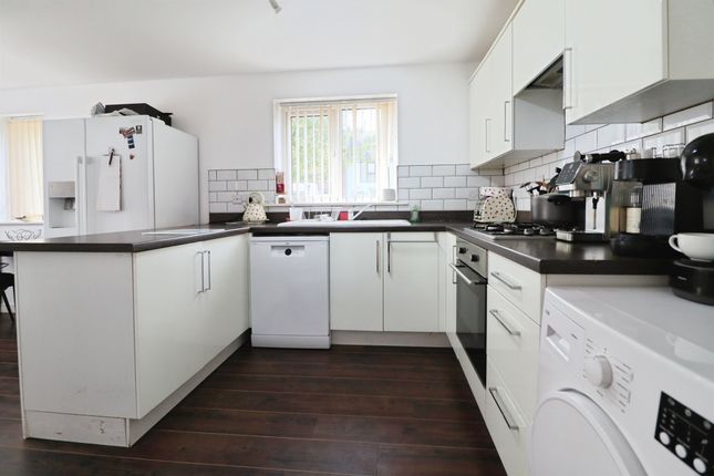 1, Haven Walk, Barry photo 5