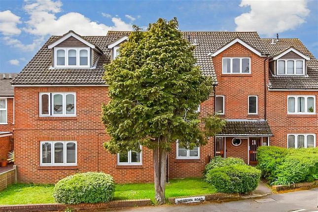 Flat for sale in Western Road, Sutton, Surrey