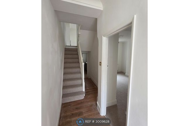 Gladeswood Road, Belvedere photo 2