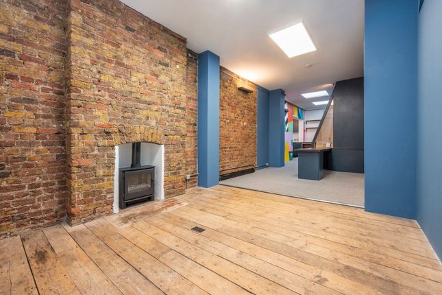 Office to let in Goodge Place, London