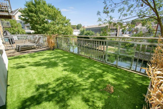14 Riverside Wharf, Riverside, Bishop's Stortford photo 2