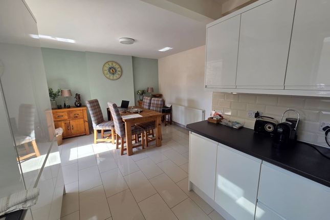 149, Lea Village, Birmingham photo 5