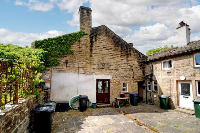End terrace house for sale in Castlefields, Bingley