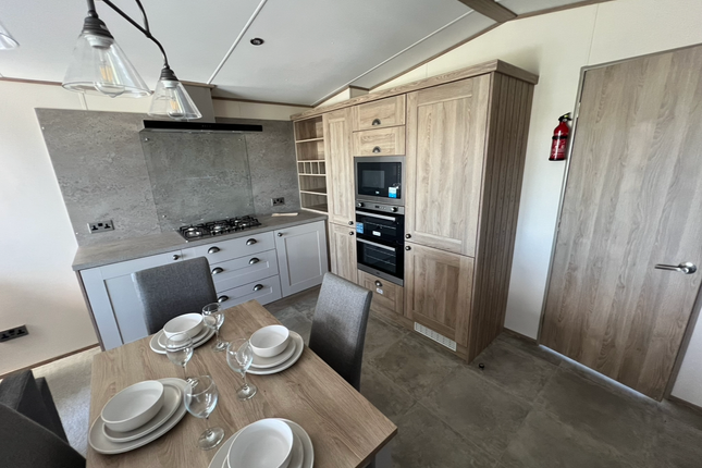 12, Woodlands Lodge Park, Walls Lane, Skegness photo 4